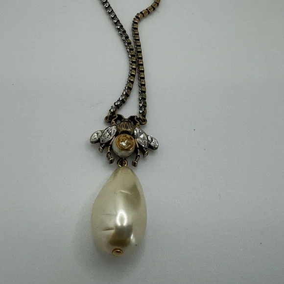 Gucci Gold-tone, crystal and faux pearl necklace - Picture 10 of 14